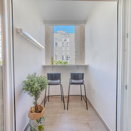 Split Apartment M&T ภายนอก รูปภาพ